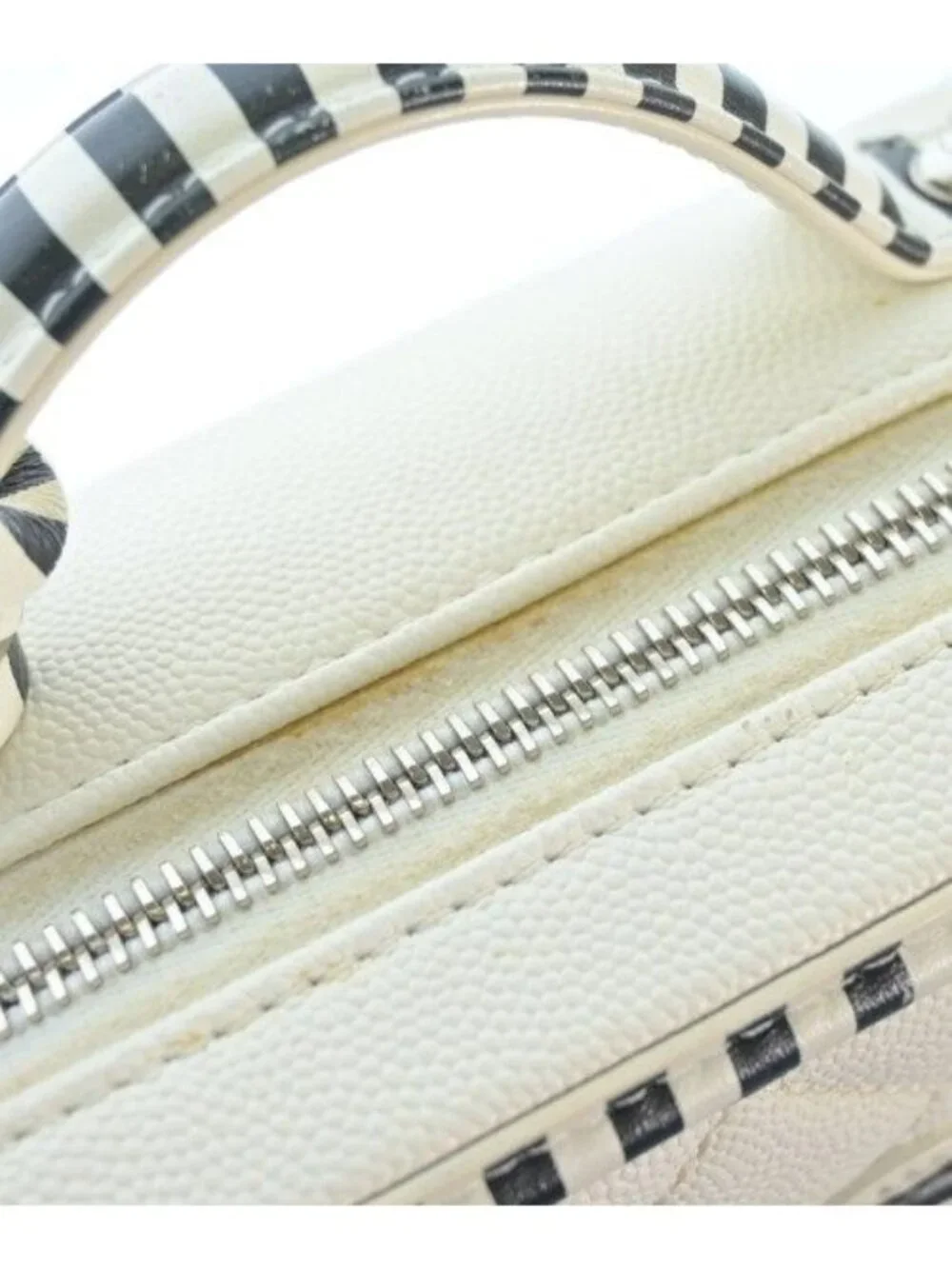 Chanel Shoulder Bag White
